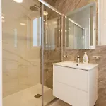 Sliema A28 - 5 Mins Walk To Valletta Ferry - Shopping Mall And Bay Sleeps 7 By Quicktrips 公寓