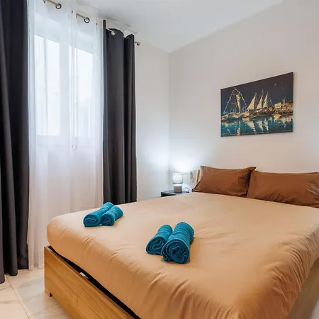 Appartement Sliema A28 - 5 Mins Walk To Valletta Ferry - Shopping Mall And Bay Sleeps 8 By Quicktrips