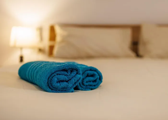 Sliema A28 - 5 Mins Walk To Valletta Ferry - Shopping Mall And Bay Sleeps 8 By Quicktrips * Gzira